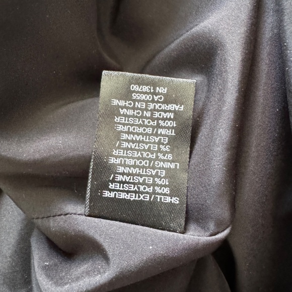 RW&CO - Black Fitted Sleeveless Dress with Floral Lace Details - Picture 13 of 13